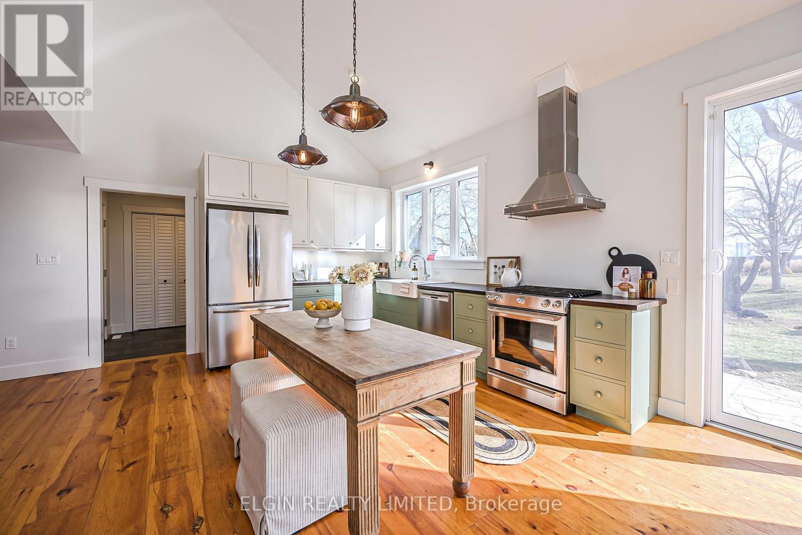39349 Fingal Line, Southwold, ON - Indoor Photo Showing Kitchen