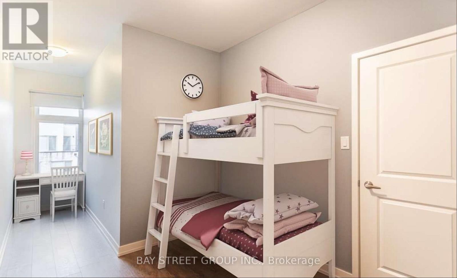 219 Huguenot Road, Oakville, ON - Indoor Photo Showing Bedroom