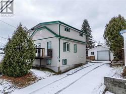 33 Church Garson, ON P3L 1E7