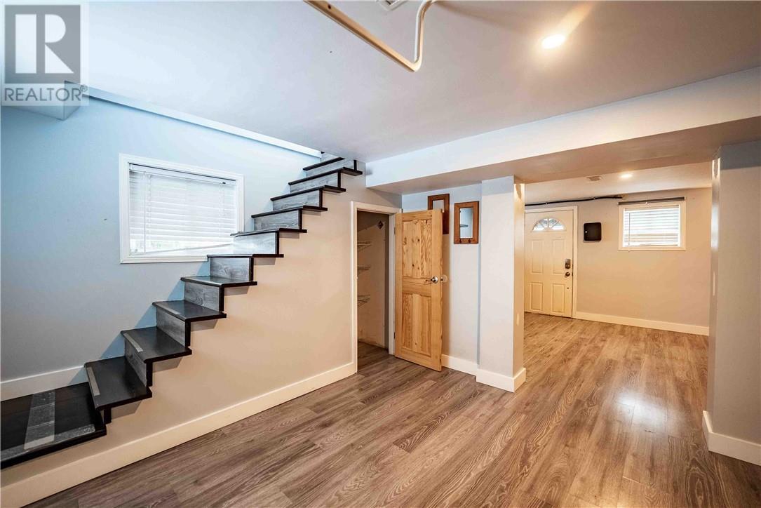 33 Church, Garson, ON - Indoor