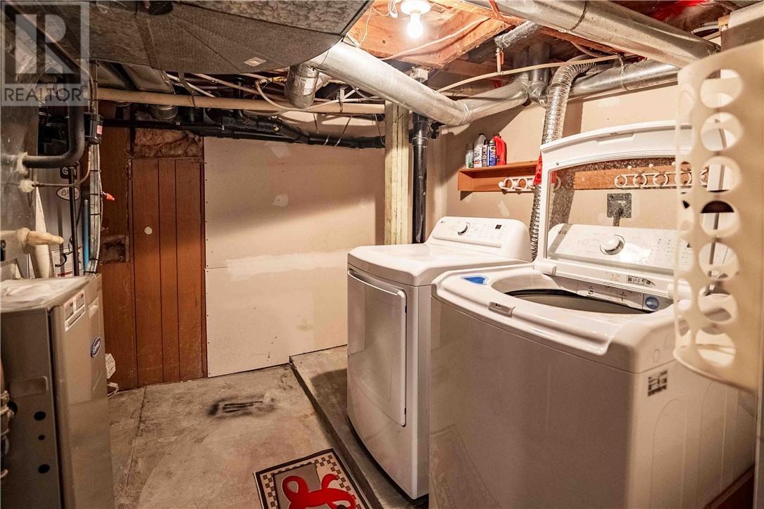 33 Church, Garson, ON - Indoor