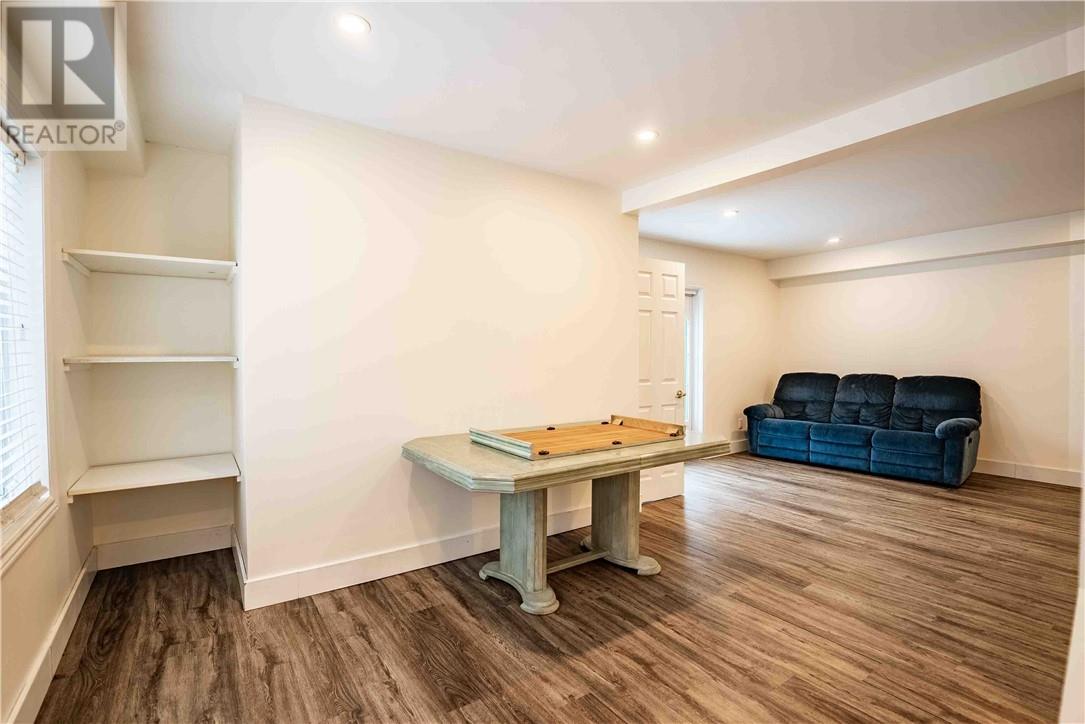 33 Church, Garson, ON - Indoor