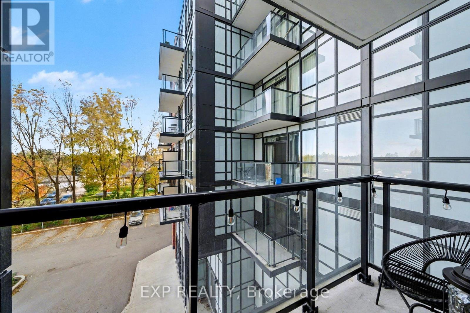 332 - 681 Yonge Street, Barrie, ON - Indoor Photo Showing Other Room