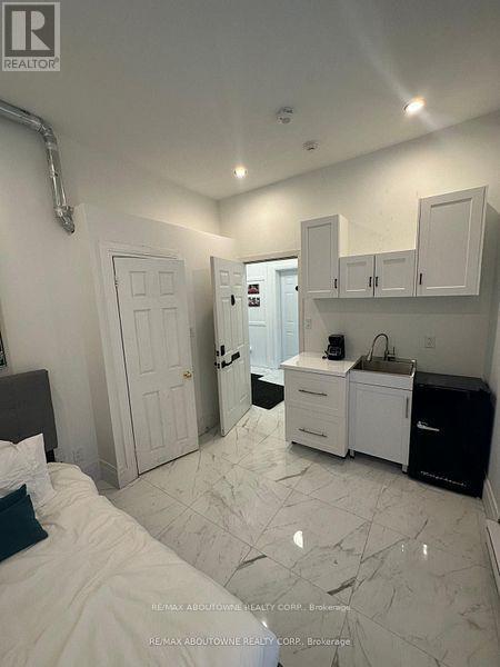 66 Wellington Street S, Hamilton, ON - Indoor