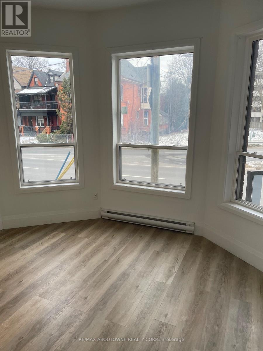 66 Wellington Street S, Hamilton, ON - Indoor Photo Showing Other Room