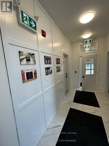 66 Wellington Street S, Hamilton, ON - Indoor Photo Showing Other Room