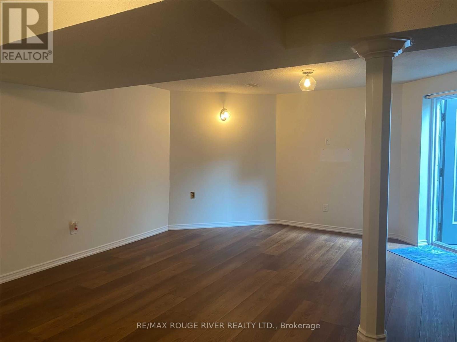 Bsmnt - 35 Meekings Drive, Ajax, ON - Indoor Photo Showing Other Room