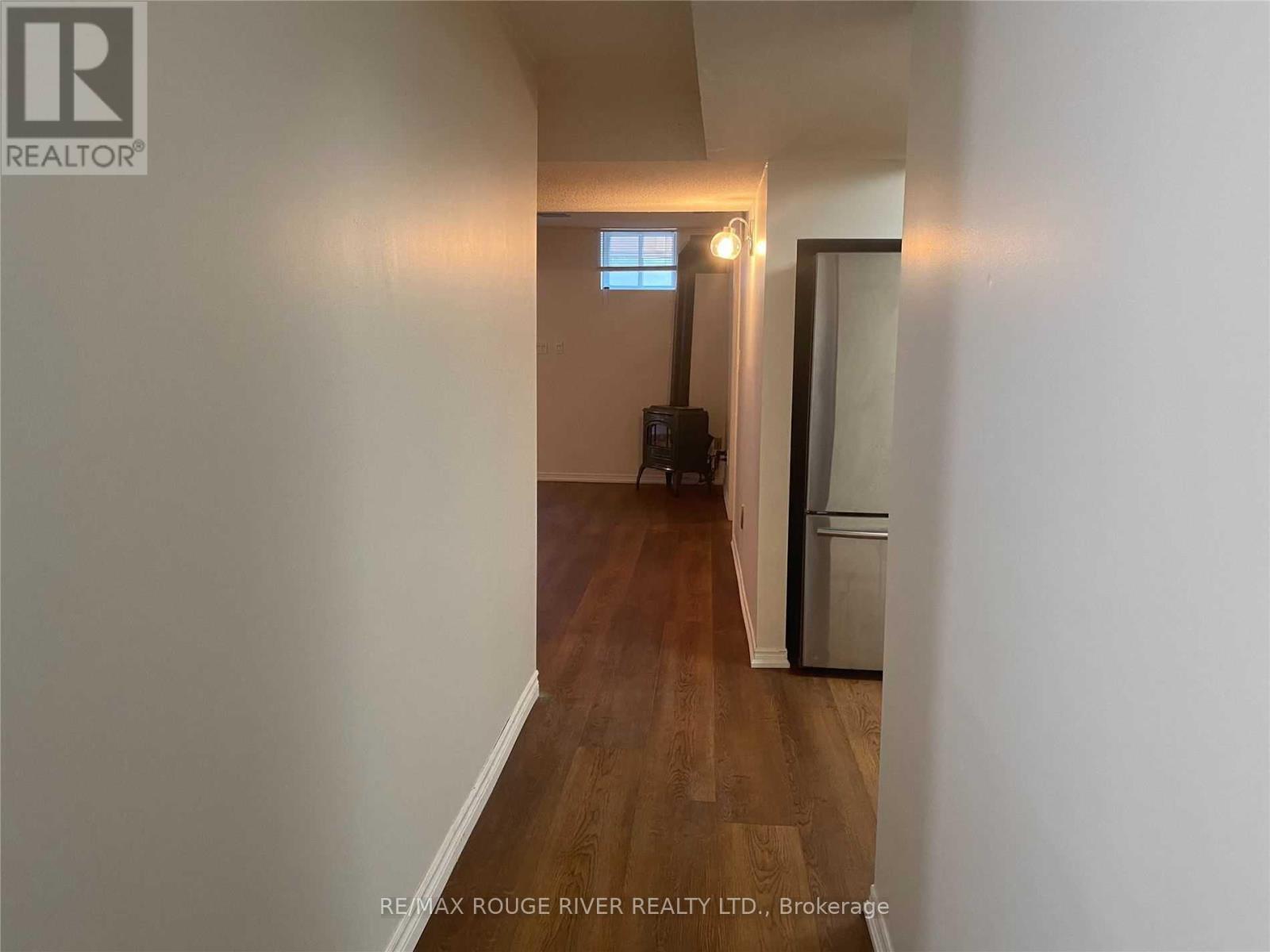 Bsmnt - 35 Meekings Drive, Ajax, ON - Indoor Photo Showing Other Room