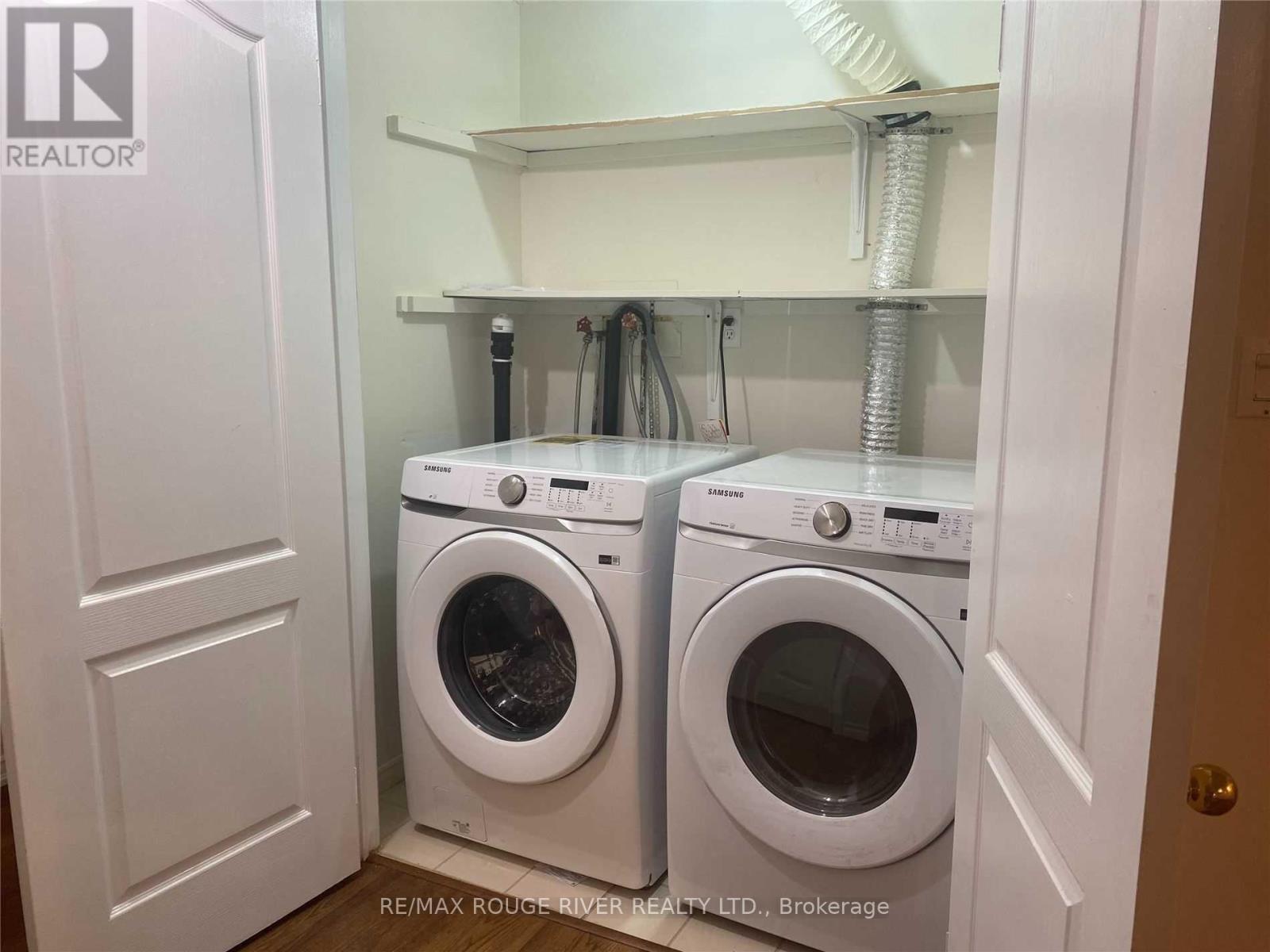 Bsmnt - 35 Meekings Drive, Ajax, ON - Indoor Photo Showing Laundry Room