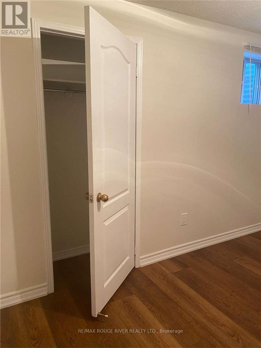 Bsmnt - 35 Meekings Drive, Ajax, ON - Indoor Photo Showing Other Room