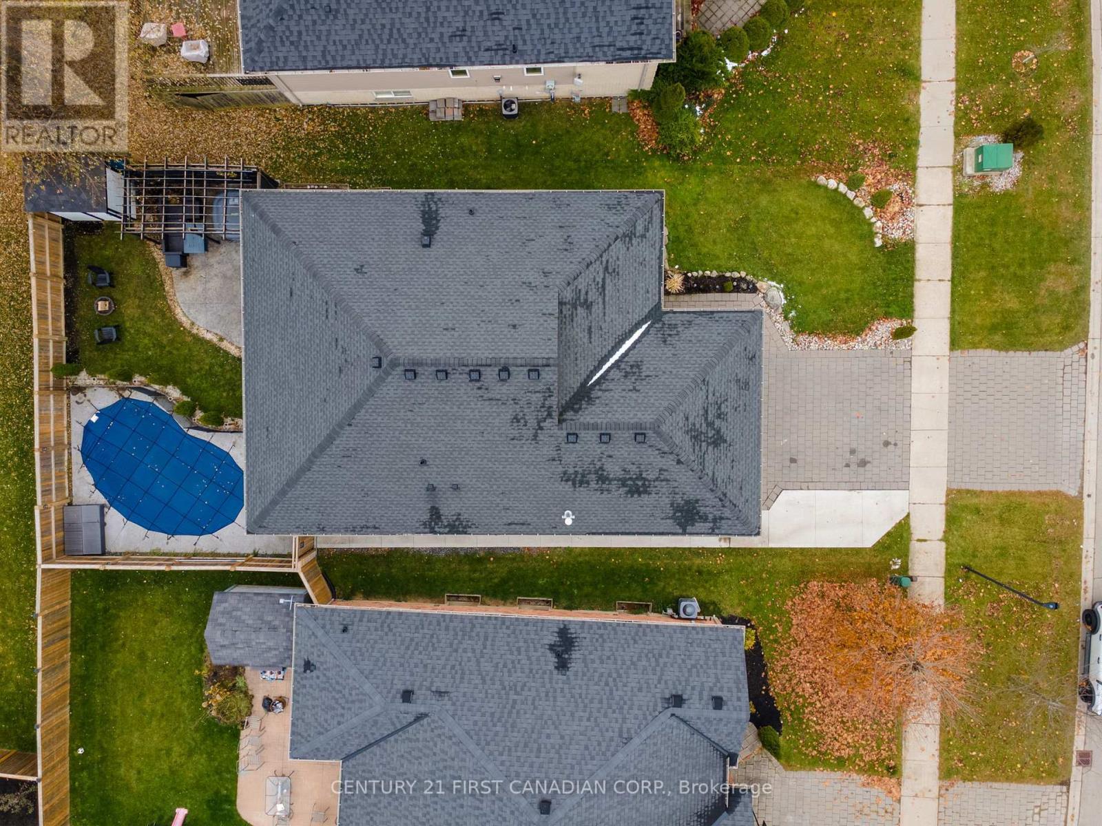 292 Thorn Drive, Strathroy-Caradoc (Ne), ON - Outdoor With View