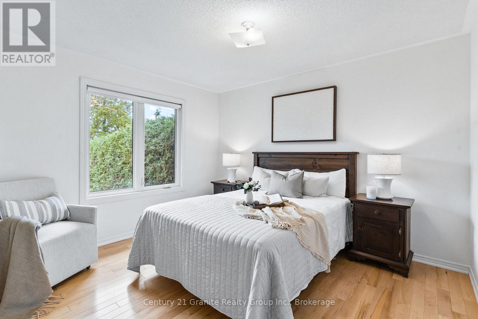 34 Cedartree Lane, Kawartha Lakes (Bobcaygeon), ON - Indoor Photo Showing Bedroom