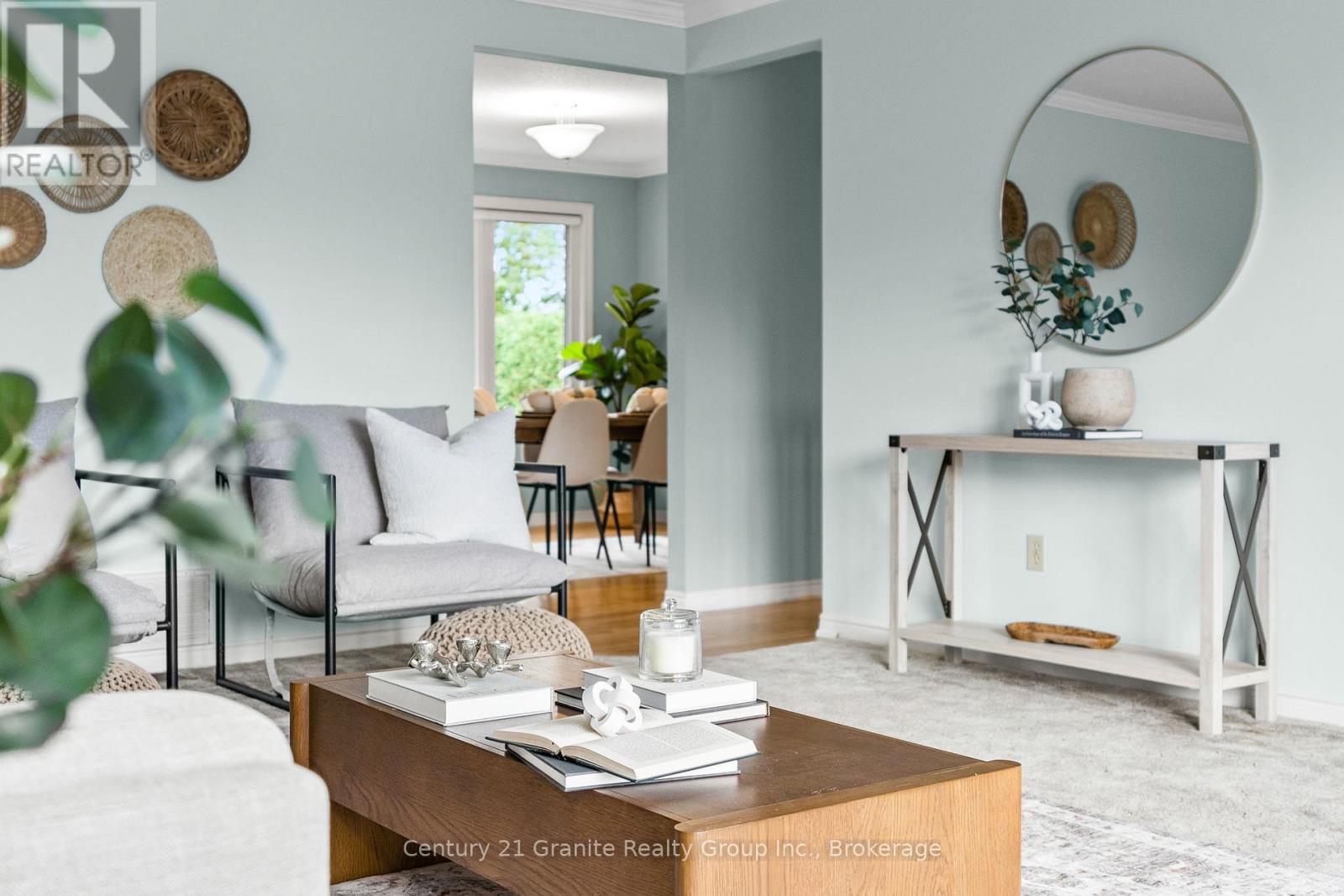 34 Cedartree Lane, Kawartha Lakes (Bobcaygeon), ON - Indoor Photo Showing Living Room