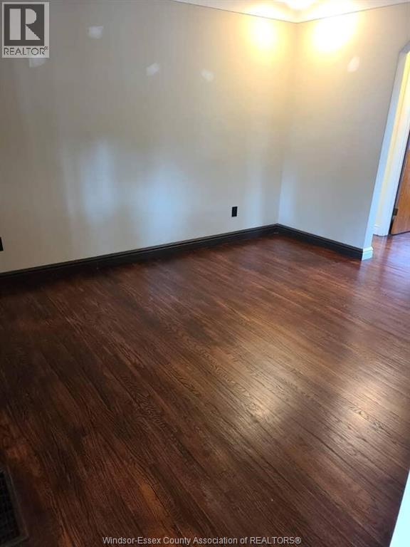 1182 Harrison Avenue, Windsor, ON - Indoor Photo Showing Other Room