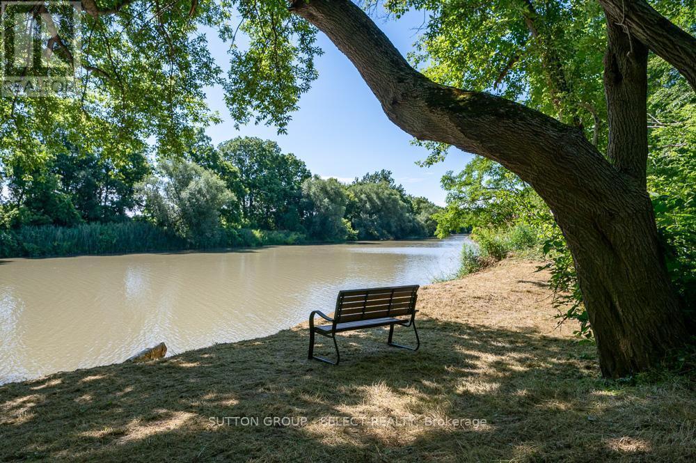 9450 Longwoods Road, Chatham-Kent (Chatham), ON - Outdoor With Body Of Water