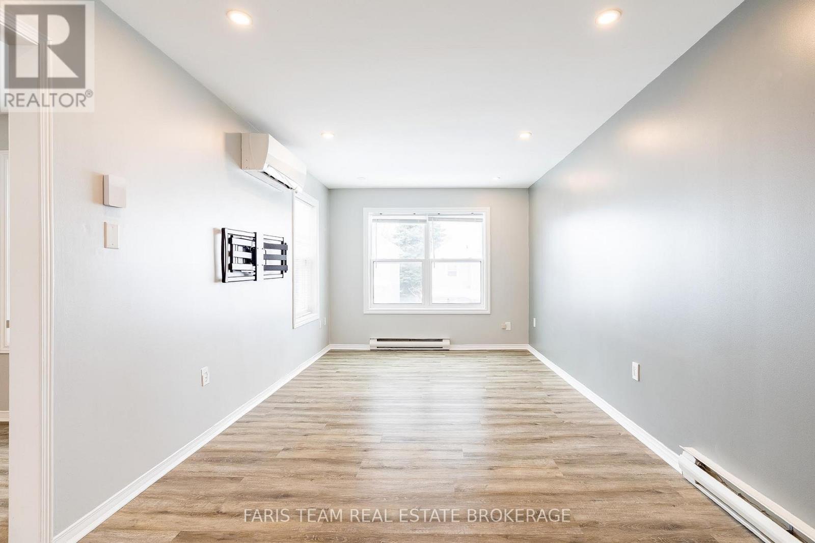 34 - 120 D'Ambrosio Drive, Barrie, ON - Indoor Photo Showing Other Room