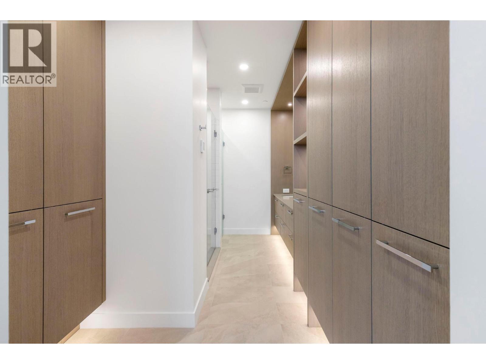 3352 Richter Street, Kelowna, BC - Indoor Photo Showing Other Room