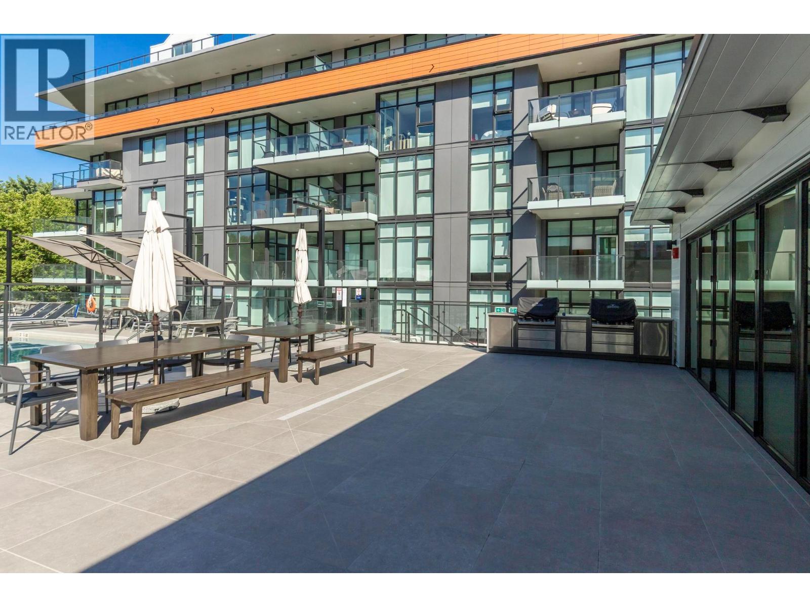 3352 Richter Street, Kelowna, BC - Outdoor