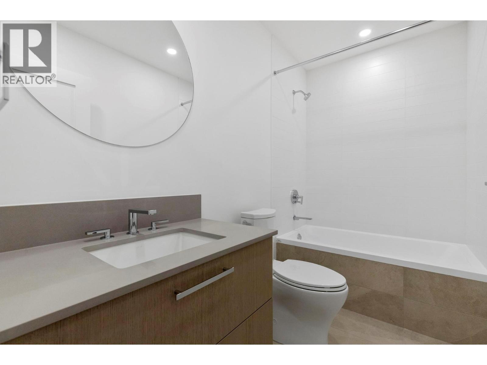 3352 Richter Street, Kelowna, BC - Indoor Photo Showing Bathroom
