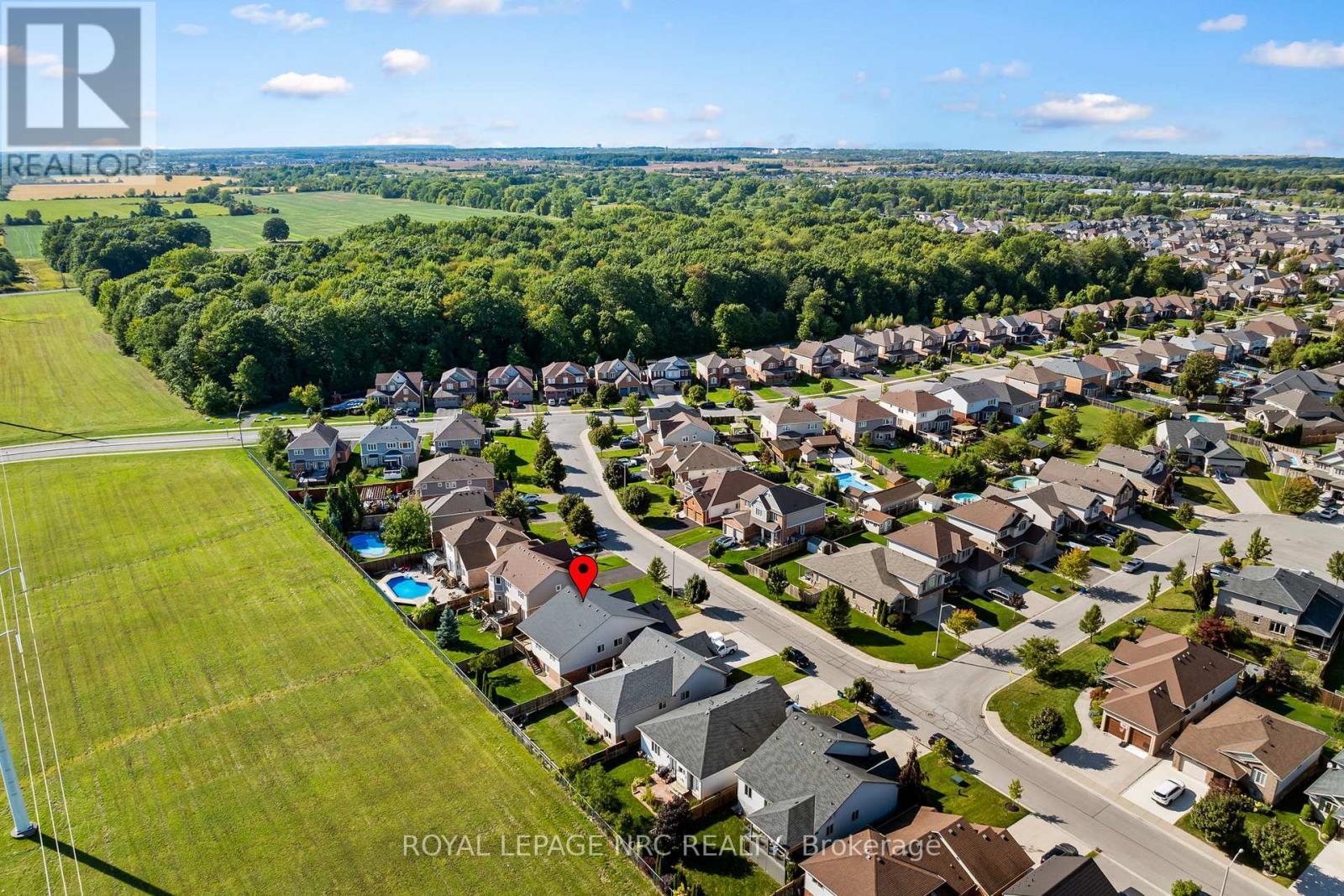 8710 Milomir Street, Niagara Falls, ON - Outdoor With View