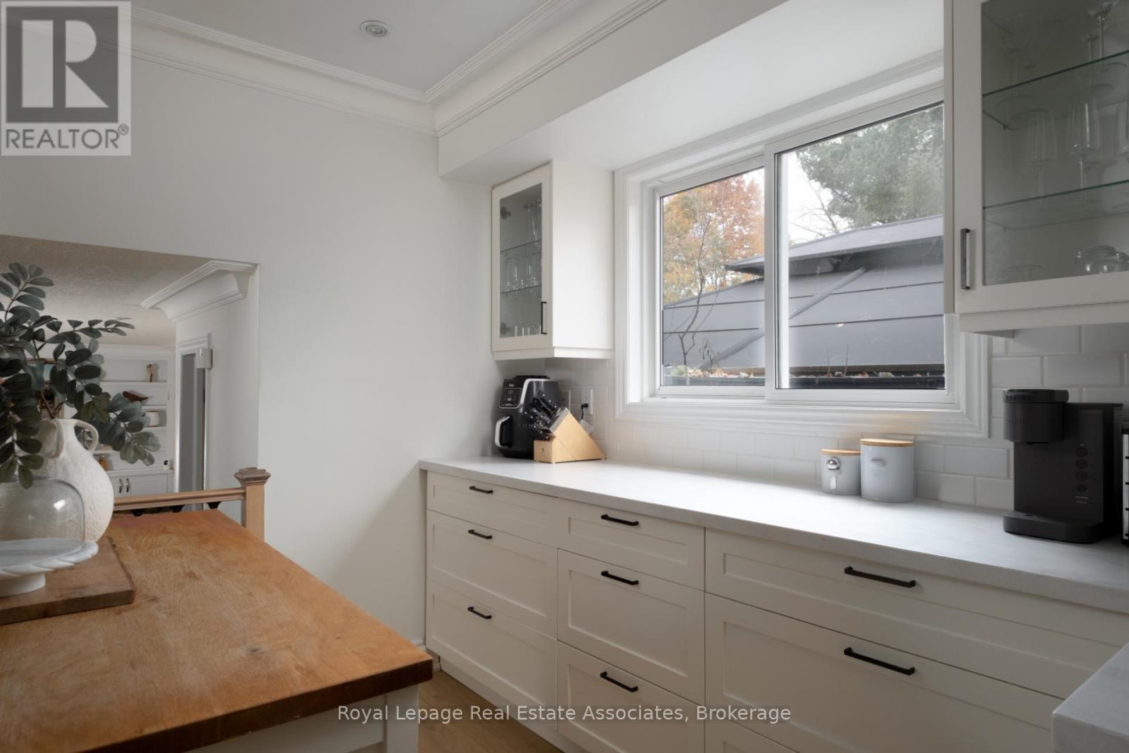 134 Fairwood Place W, Burlington, ON - Indoor Photo Showing Other Room