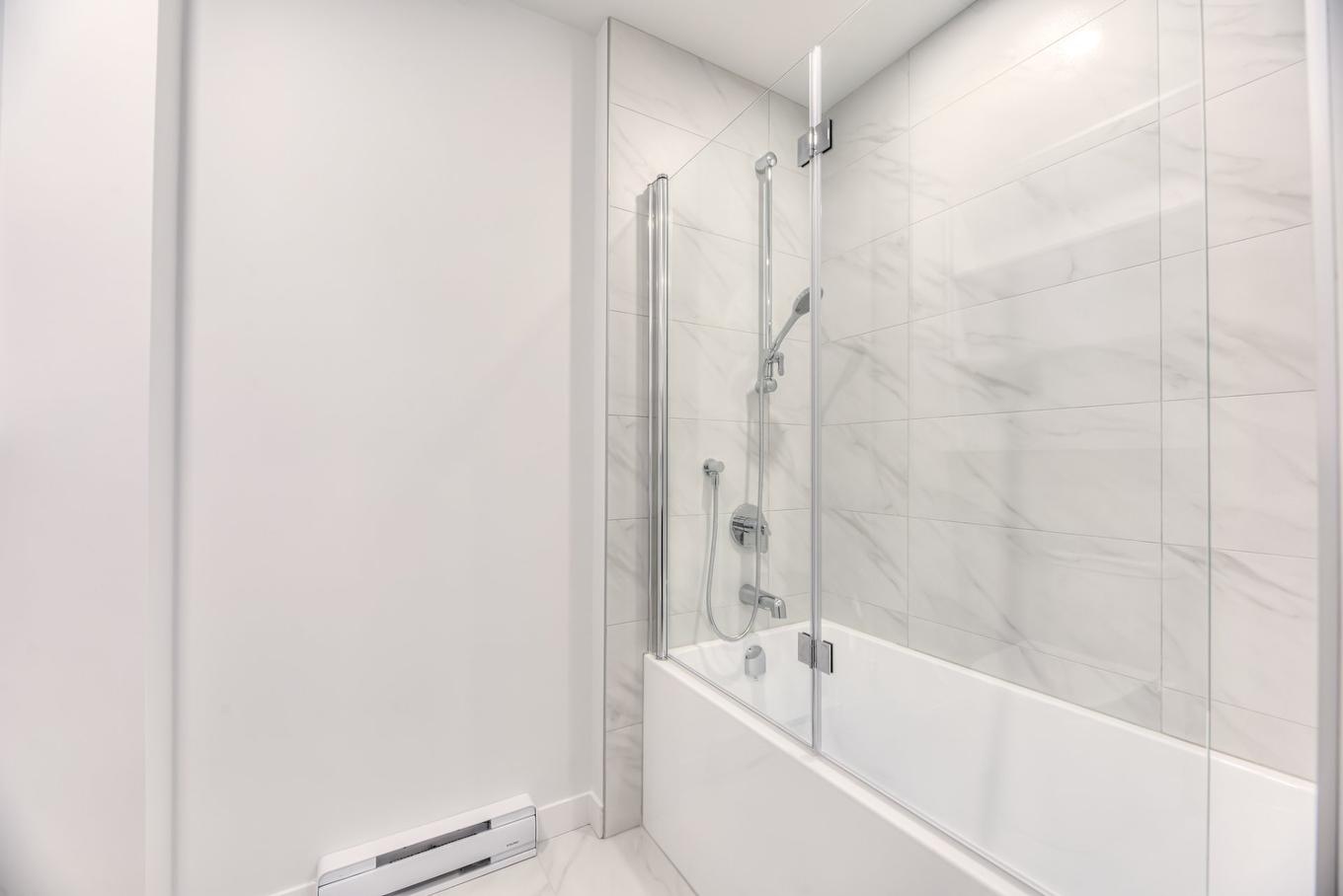 Salle de bains - 304-3045 Boul. De L'Assomption, Montréal (Mercier/Hochelaga-Maisonneuve), QC - Indoor Photo Showing Bathroom