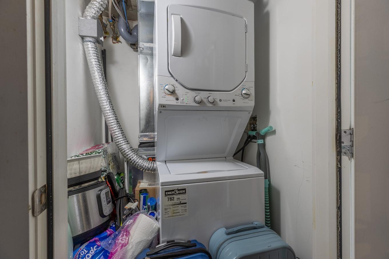 Laundry room - 1109-350 Boul. De Maisonneuve O., Montréal (Ville-Marie), QC - Indoor Photo Showing Laundry Room