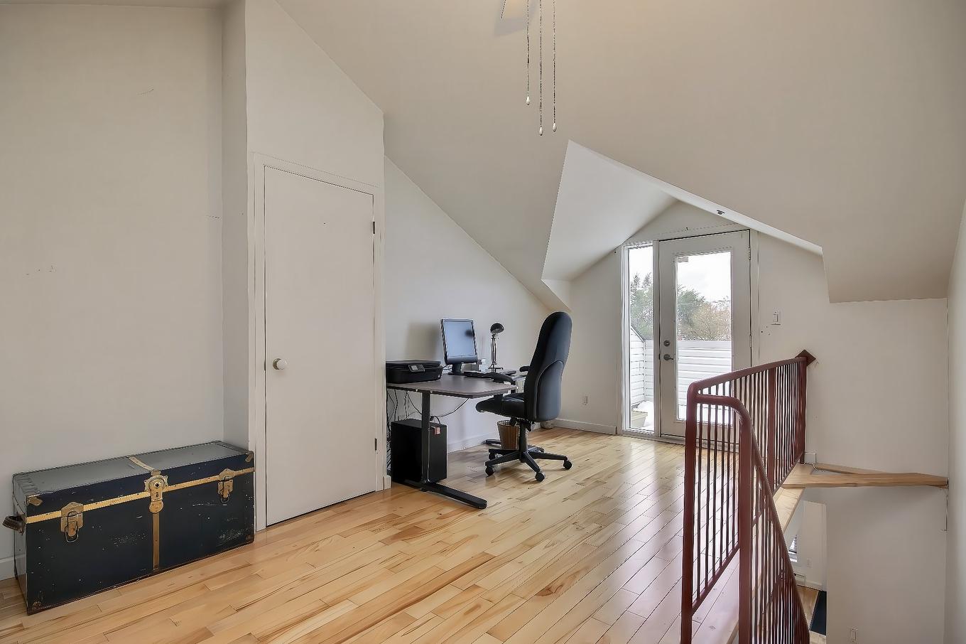 Mezzanine - 6580 Rue Chabot, Montréal (Rosemont/La Petite-Patrie), QC - Indoor