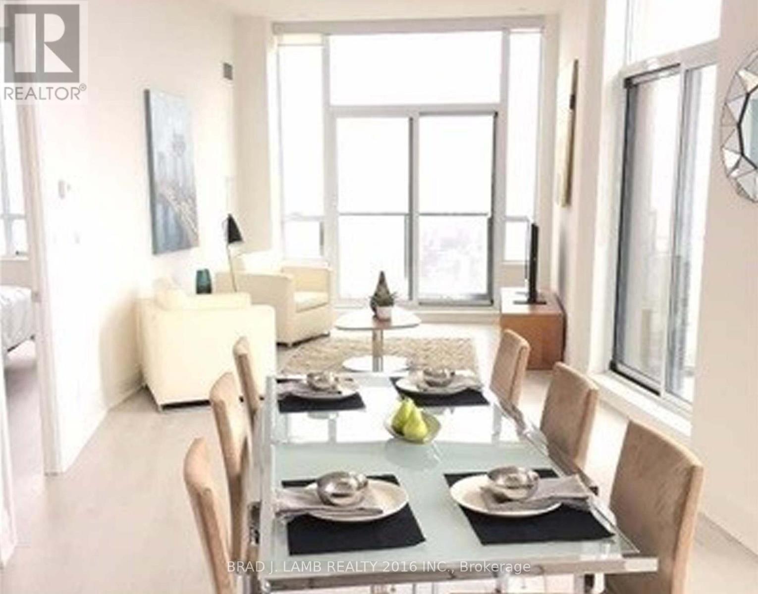 #4403 - 36 Park Lawn Road, Toronto, ON - Indoor Photo Showing Dining Room