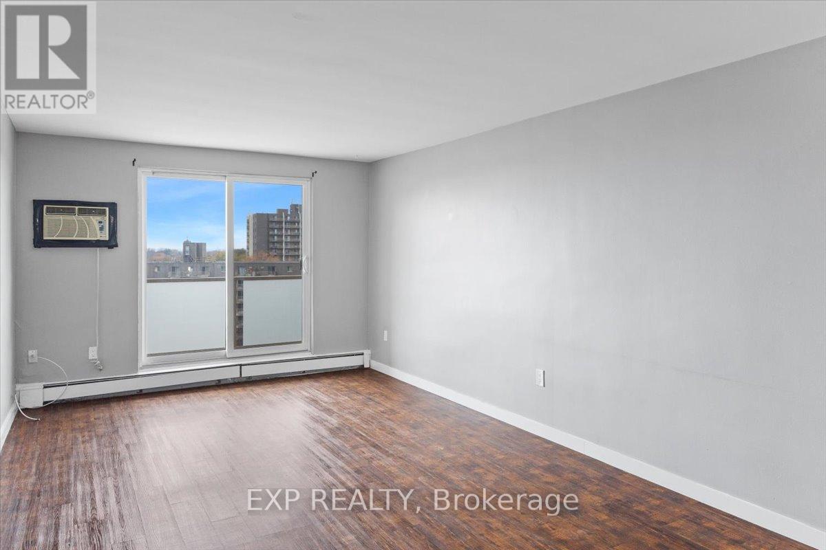 811 - 583 Mornington Avenue, London East (East G), ON - Indoor Photo Showing Other Room