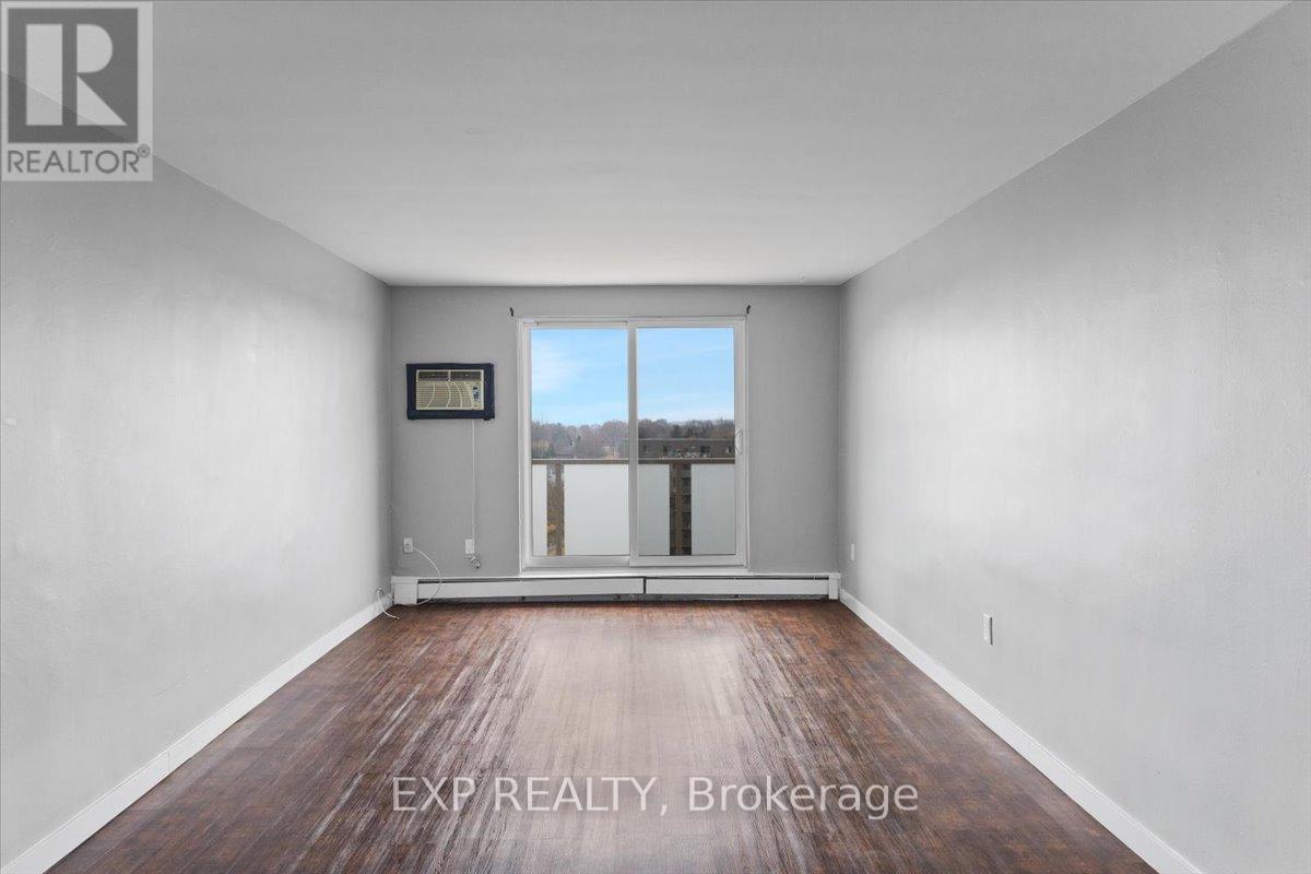 811 - 583 Mornington Avenue, London East (East G), ON - Indoor Photo Showing Other Room