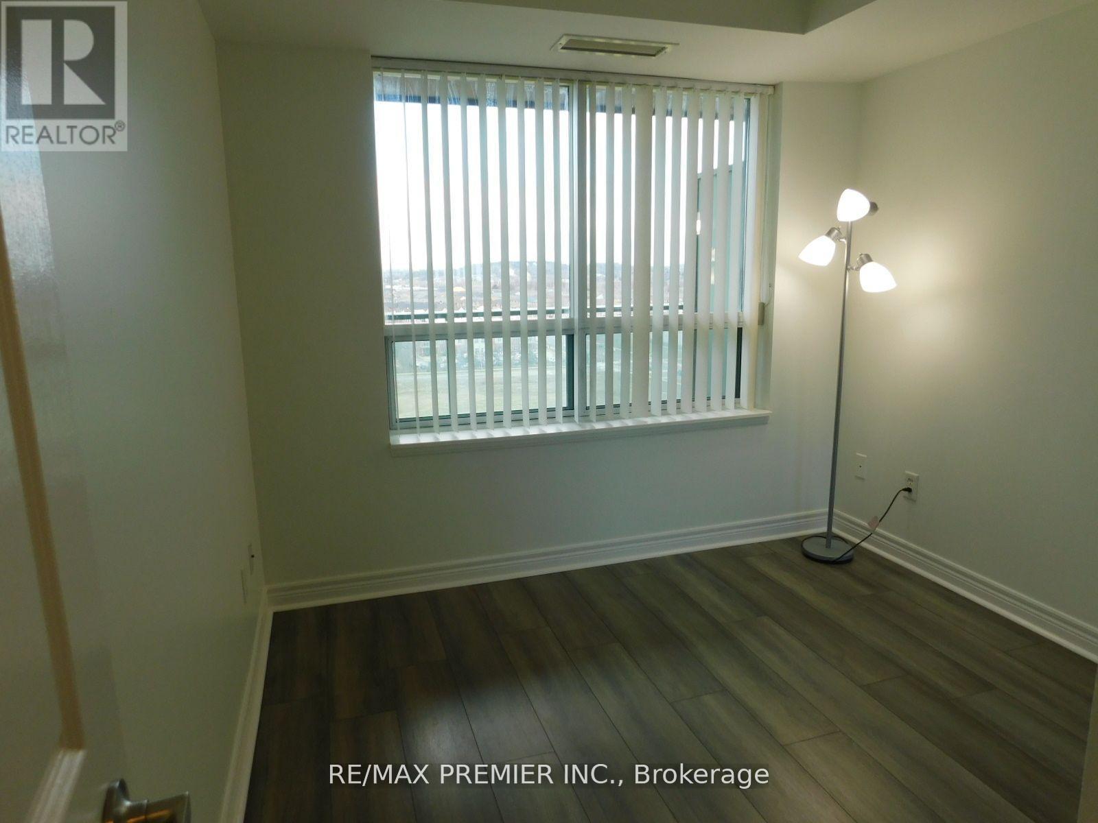 1213 - 39 Oneida Crescent, Richmond Hill, ON - Indoor Photo Showing Other Room