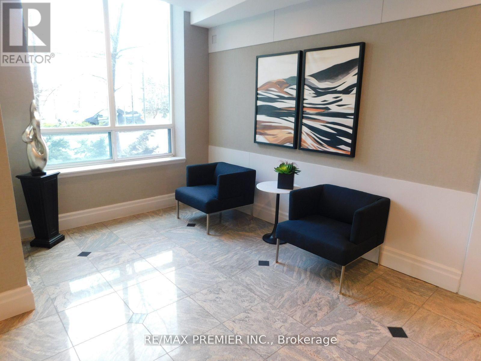 1213 - 39 Oneida Crescent, Richmond Hill, ON - Indoor Photo Showing Other Room