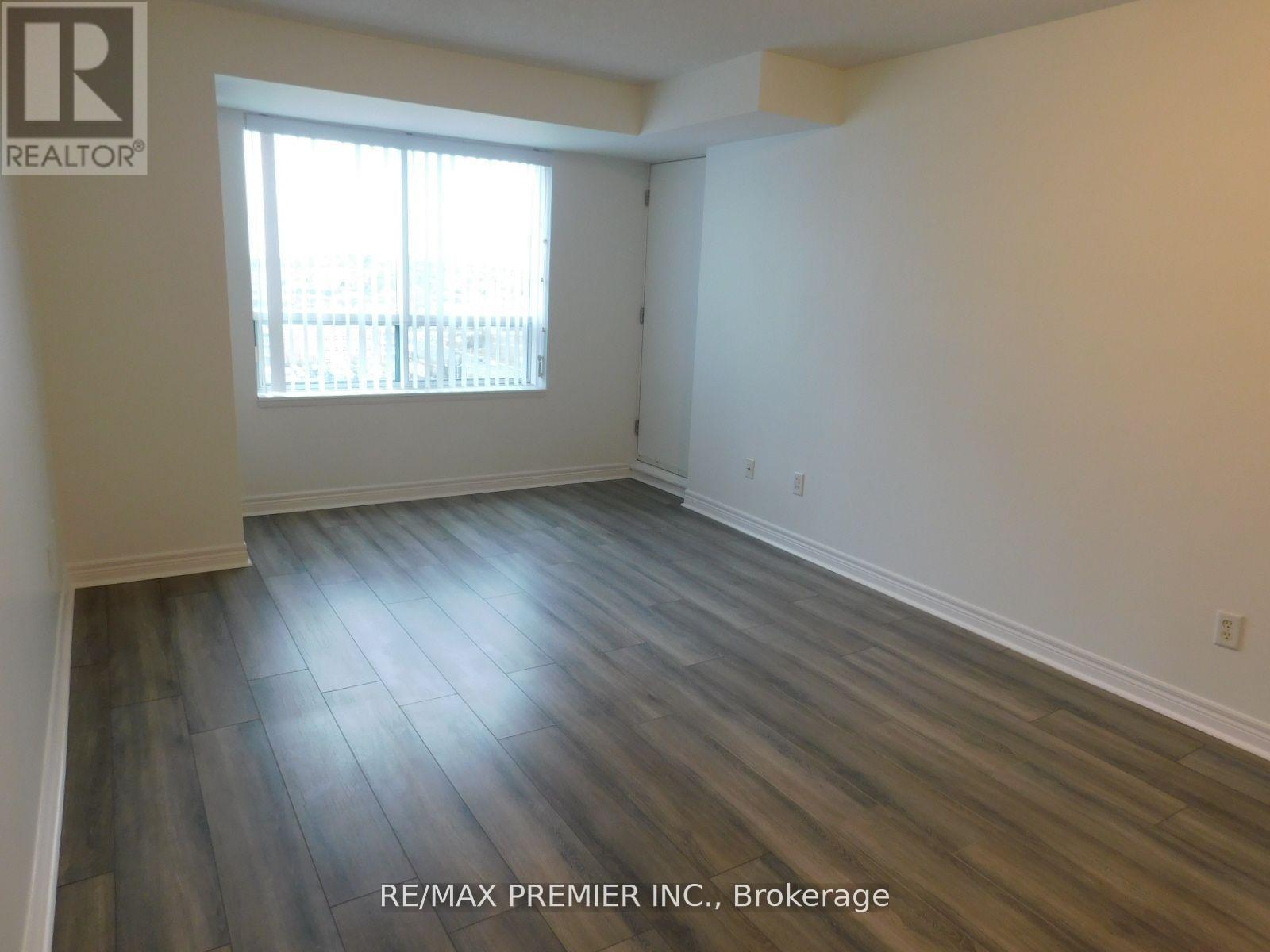 1213 - 39 Oneida Crescent, Richmond Hill, ON - Indoor Photo Showing Other Room