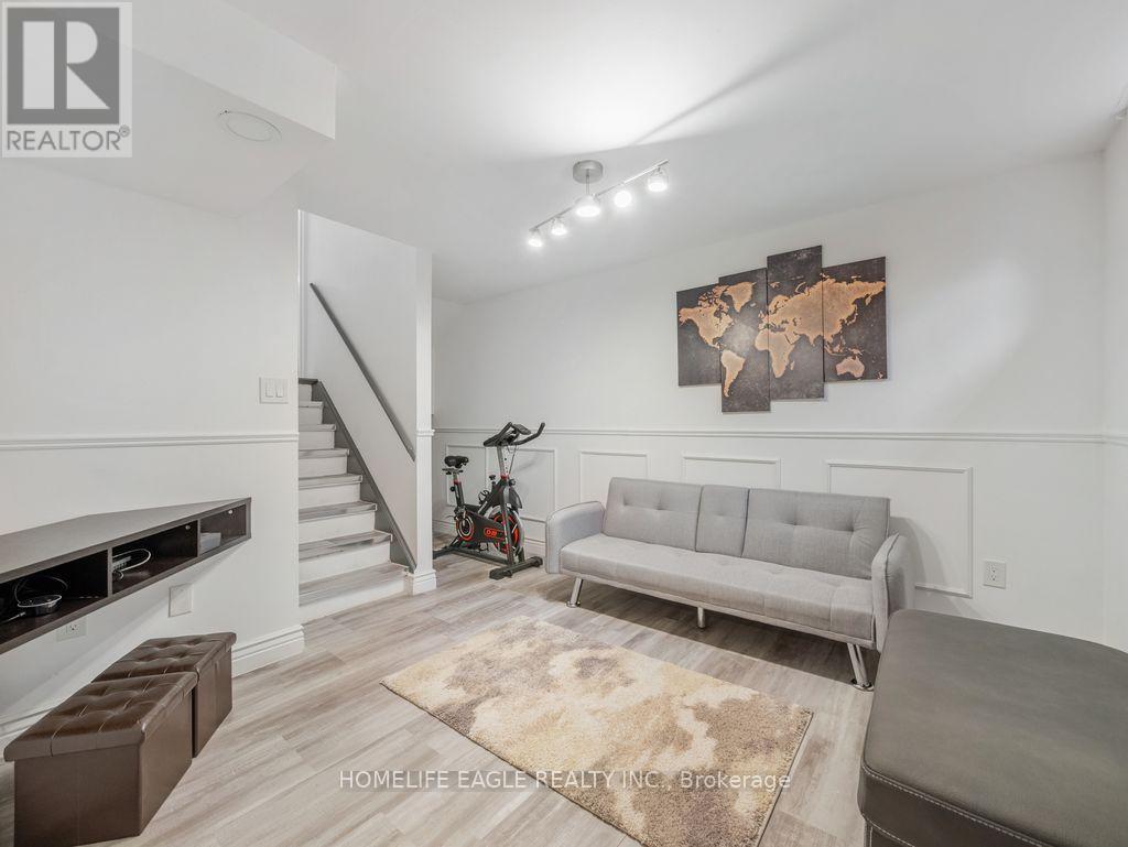 16 - 7255 Dooley Drive, Mississauga, ON - Indoor