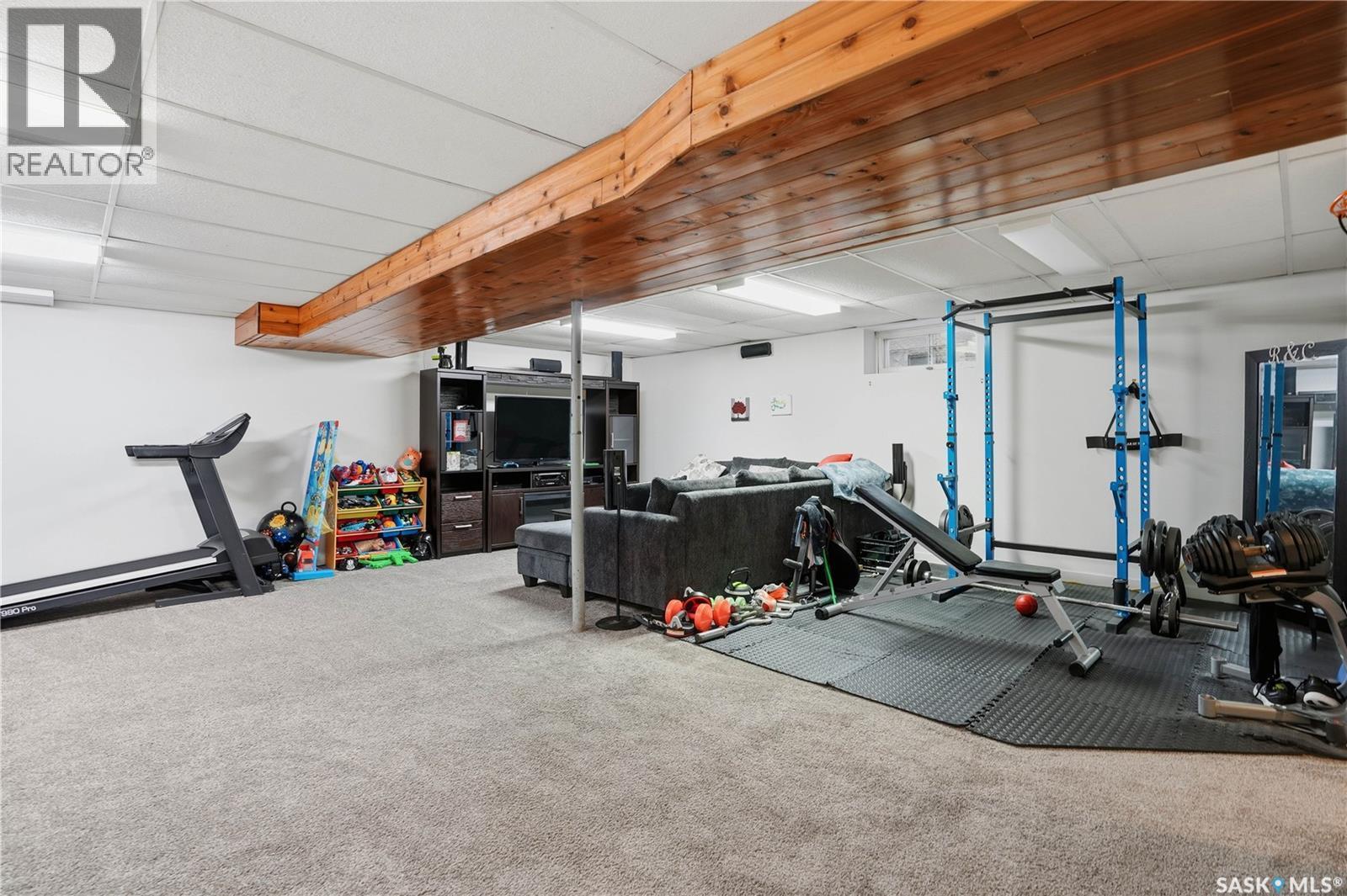 155 Catherwood Crescent, Regina, SK - Indoor Photo Showing Gym Room