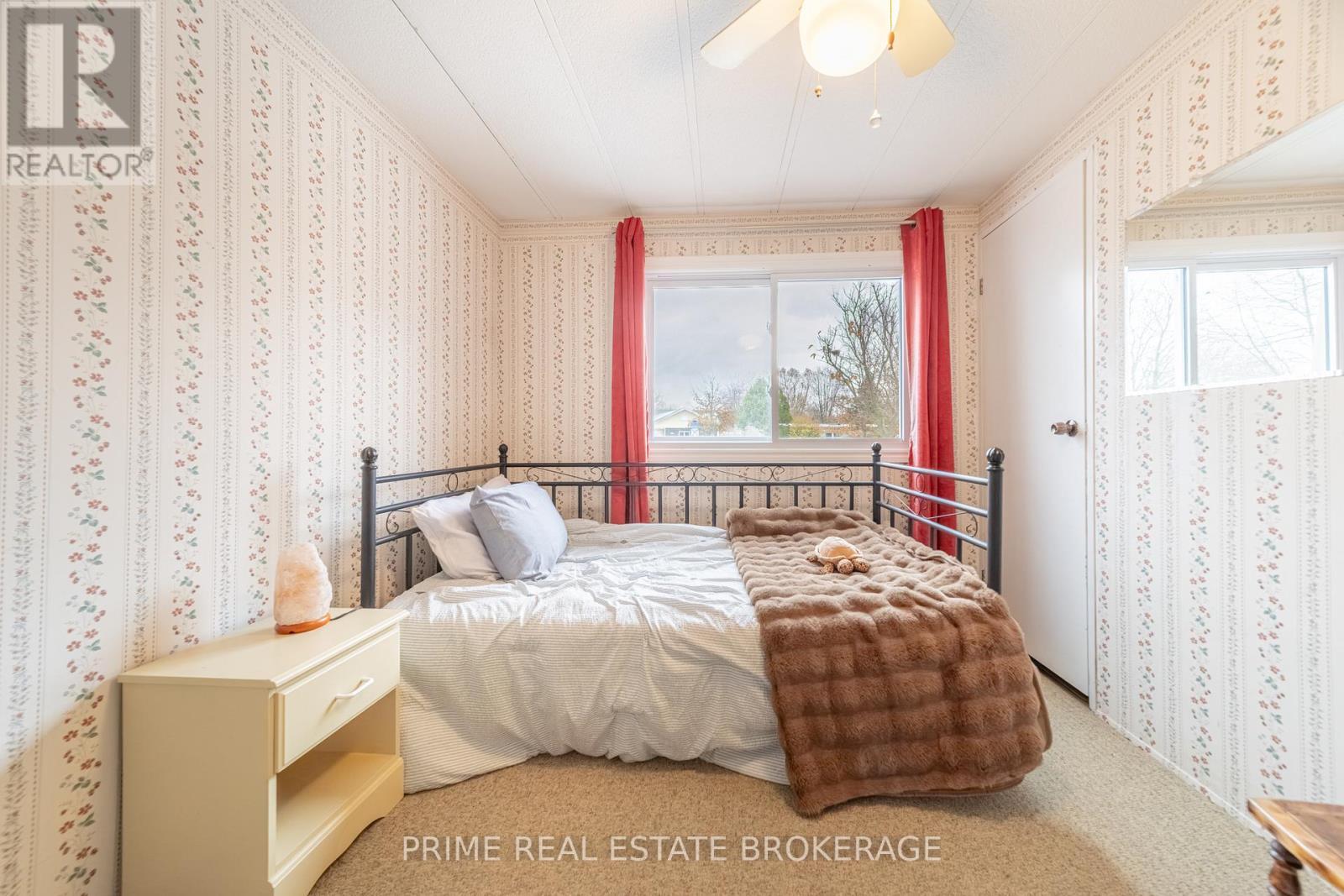 246 Southwinds Court, South Huron (Stephen), ON - Indoor Photo Showing Bedroom