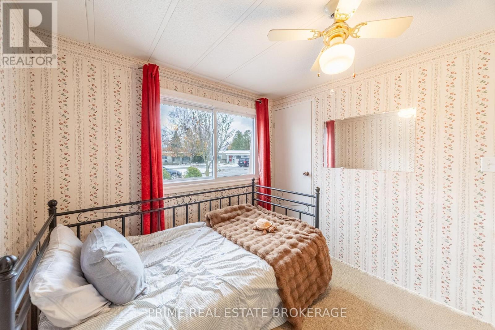 246 Southwinds Court, South Huron (Stephen), ON - Indoor Photo Showing Bedroom