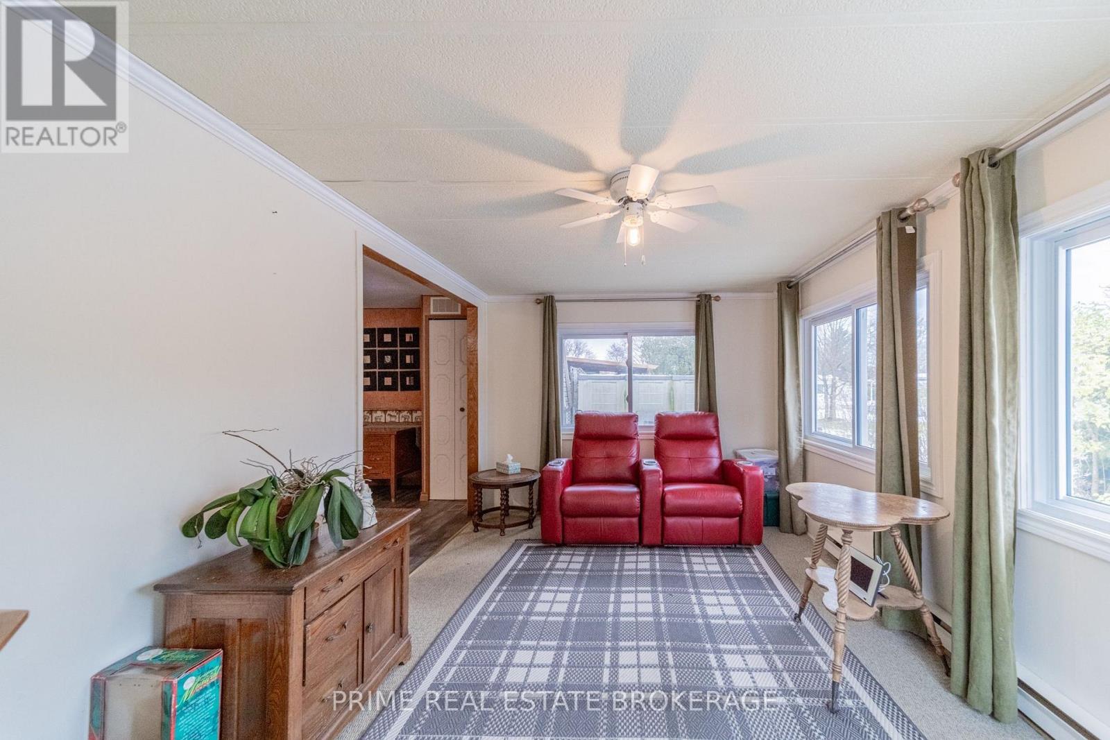 246 Southwinds Court, South Huron (Stephen), ON - Indoor Photo Showing Other Room