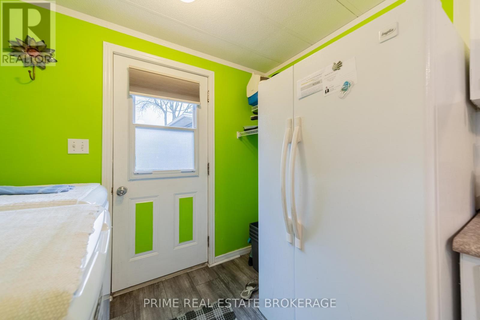 246 Southwinds Court, South Huron (Stephen), ON -