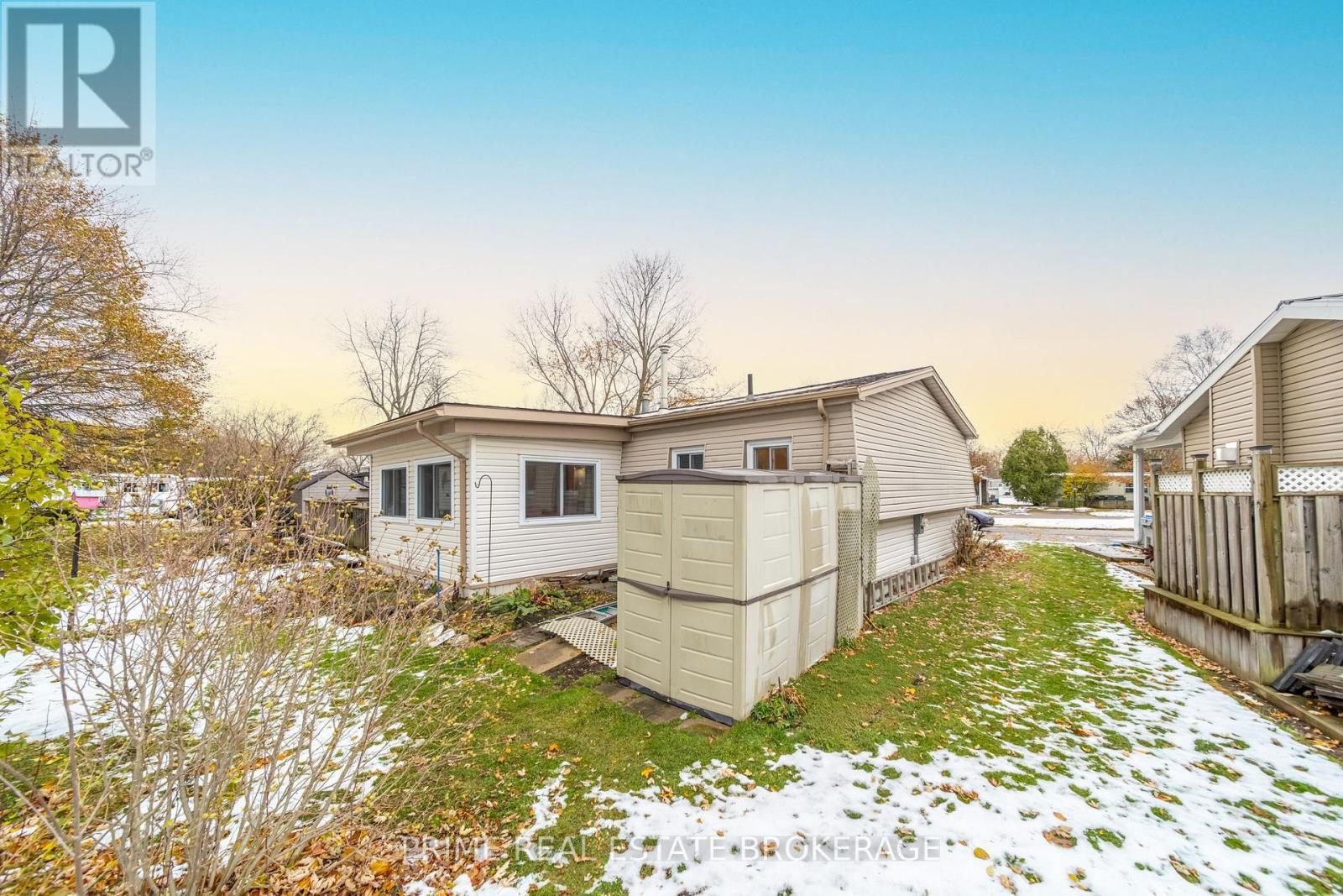 246 Southwinds Court, South Huron (Stephen), ON - Outdoor