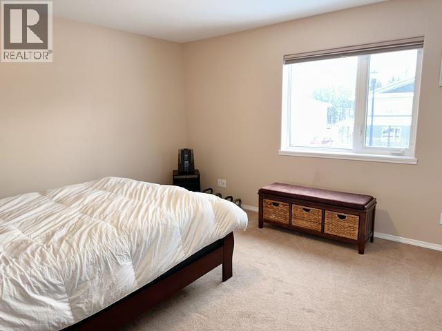 7 Goldeneye Place, Whitehorse, YT - Indoor Photo Showing Bedroom