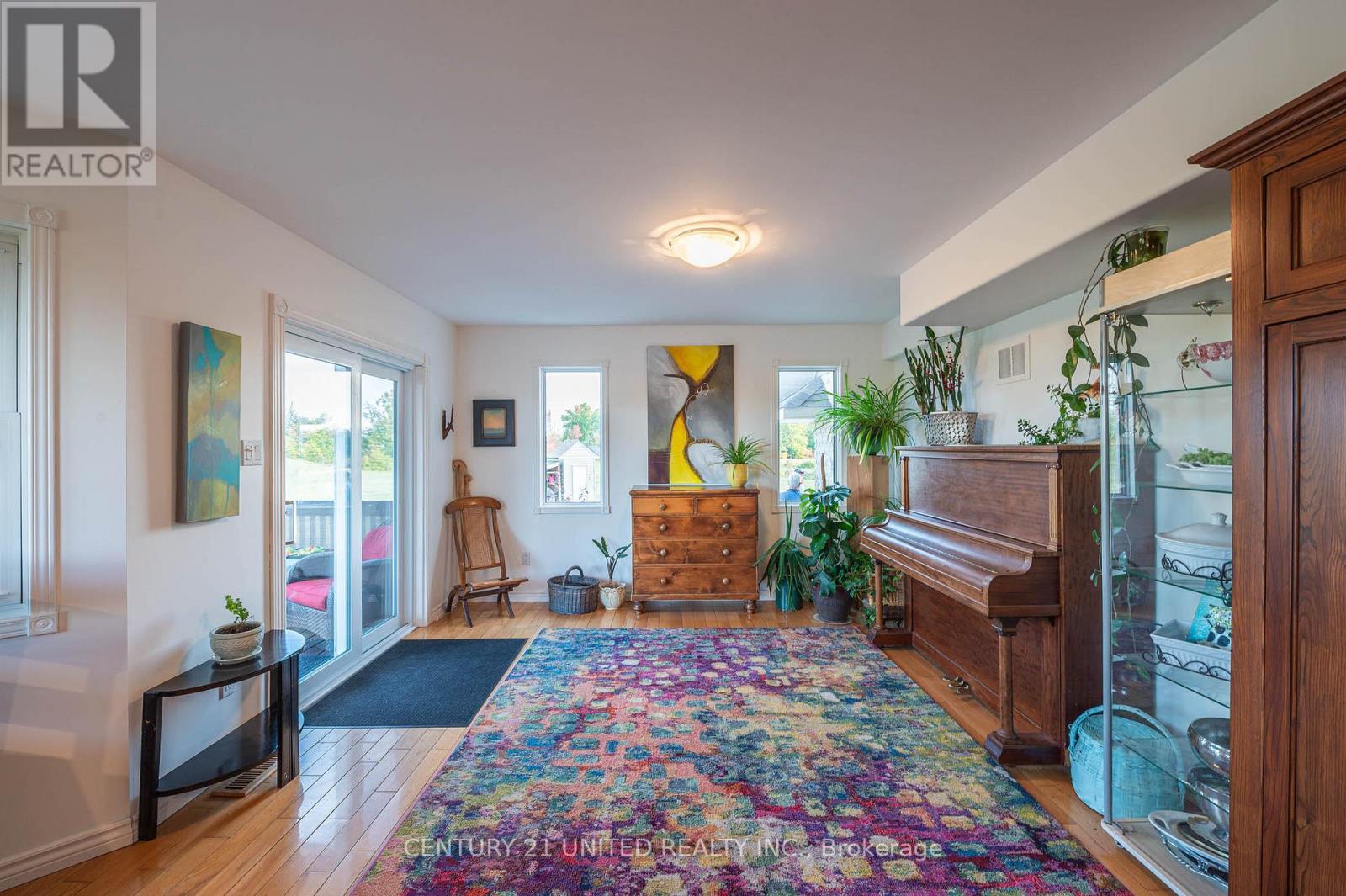 257 10Th Line Rd South Dummer Road, Douro-Dummer, ON - Indoor