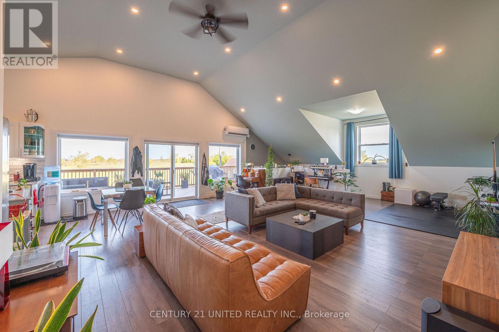 257 10Th Line Rd South Dummer Road, Douro-Dummer, ON - Indoor