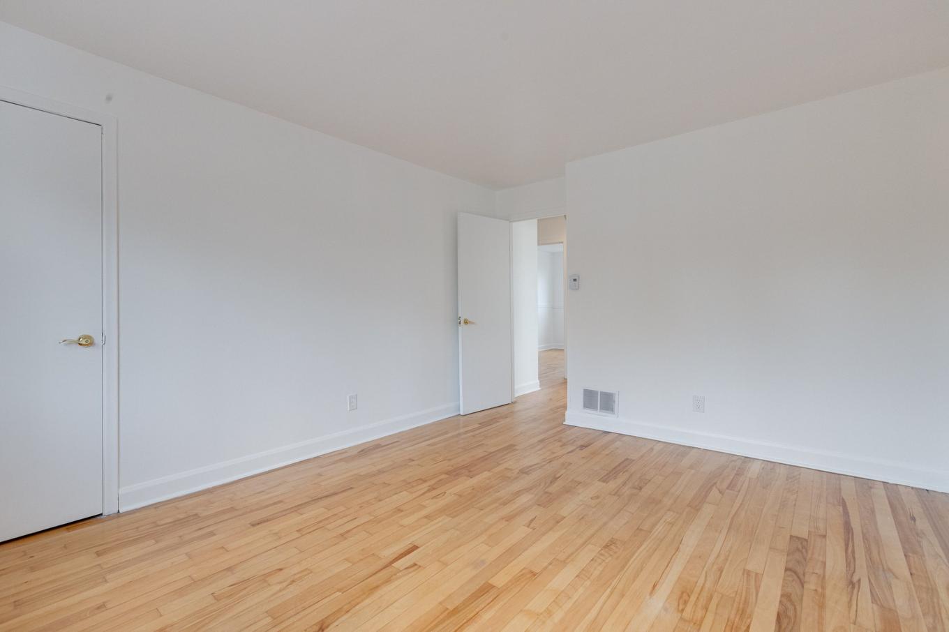 Primary bedroom - 2206 Rue Auclair, Laval (Saint-Vincent-De-Paul), QC - Indoor Photo Showing Other Room