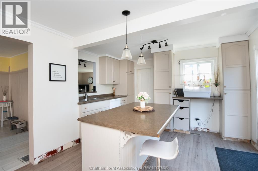 232 Hughes Street, Dresden, ON - Indoor