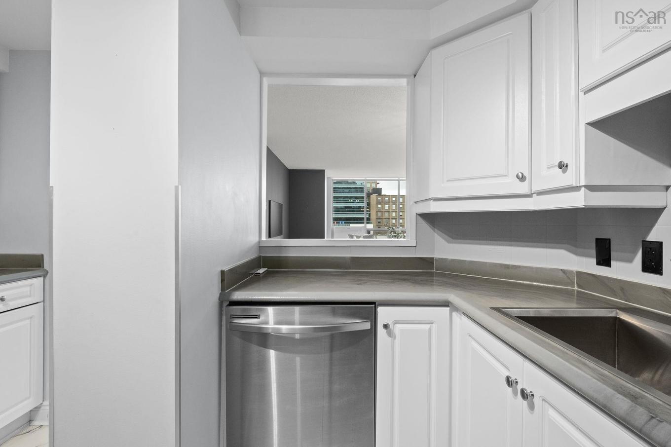 702 1465 Brenton Street, Halifax, NS