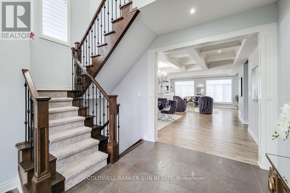 32 Kingspoint Circle, Hamilton, ON - Indoor Photo Showing Other Room