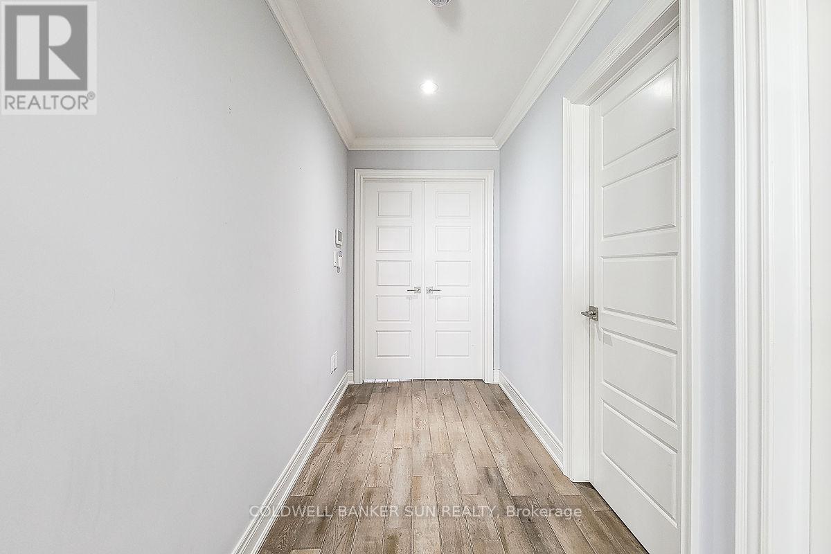 32 Kingspoint Circle, Hamilton, ON - Indoor Photo Showing Other Room