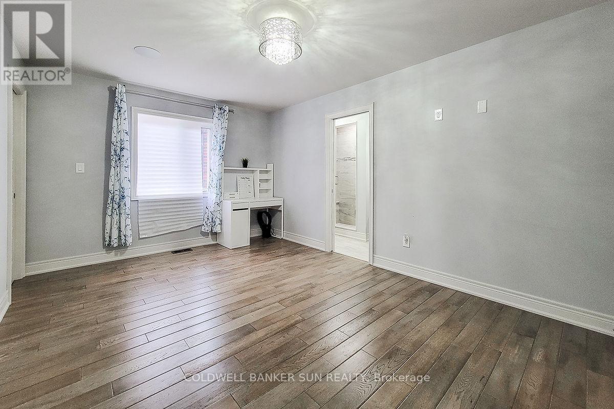 32 Kingspoint Circle, Hamilton, ON - Indoor